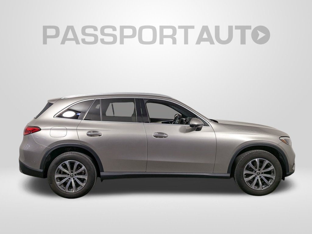 Used 2024 Mercedes-Benz GLC 300 4MATIC image 6