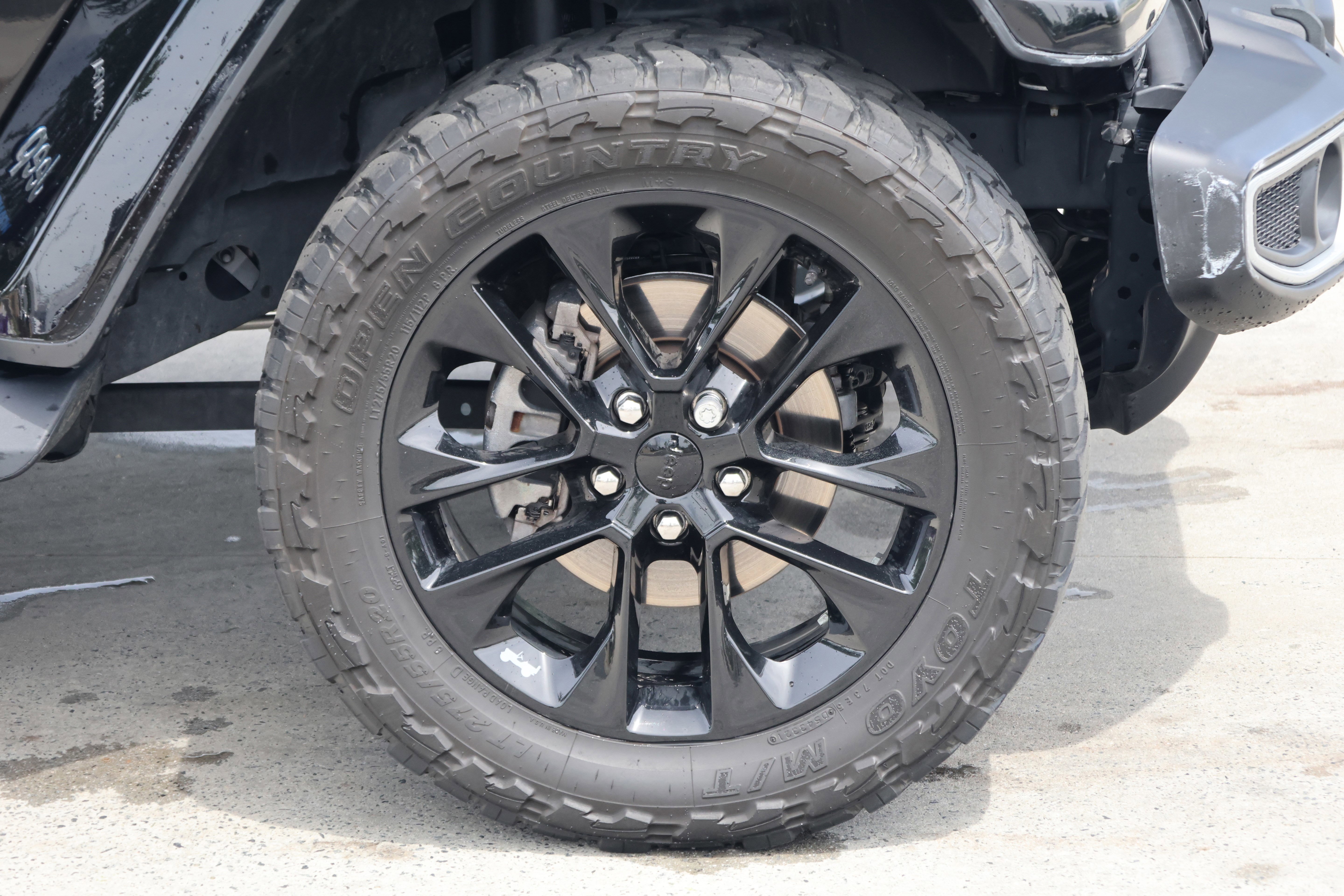 Used 2021 Jeep Wrangler Unlimited Sahara image 11