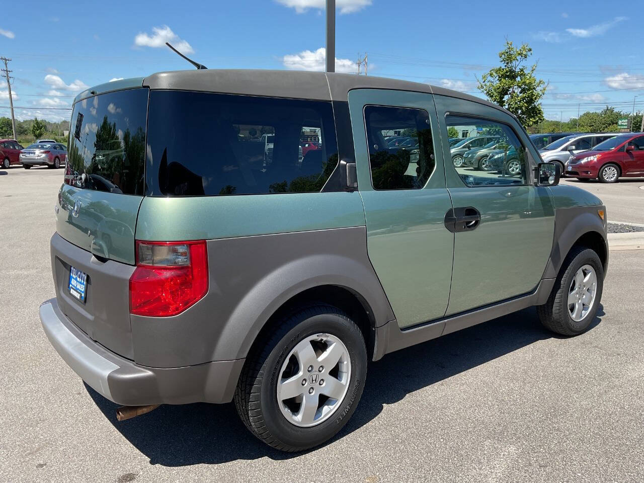 Used 2004 Honda Element EX image 7