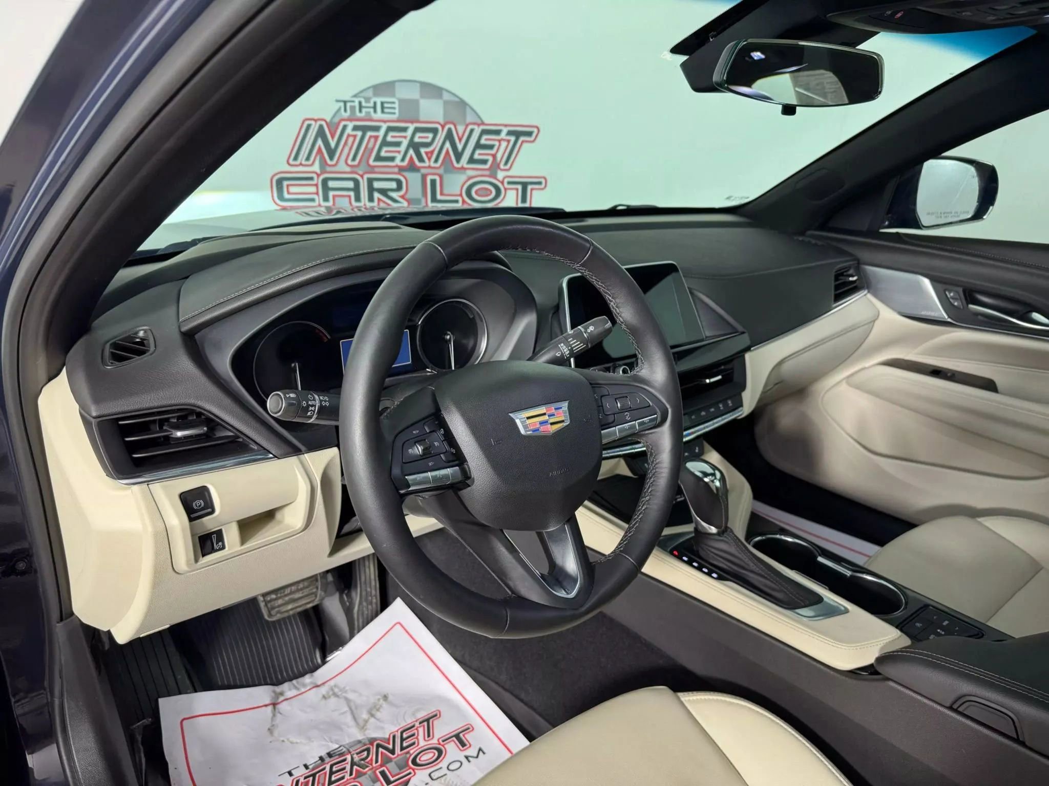 Used 2024 Cadillac CT4 Luxury w/ Sun And Sound Package image 10