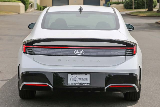 New 2026 Hyundai Sonata SEL FWD image 8
