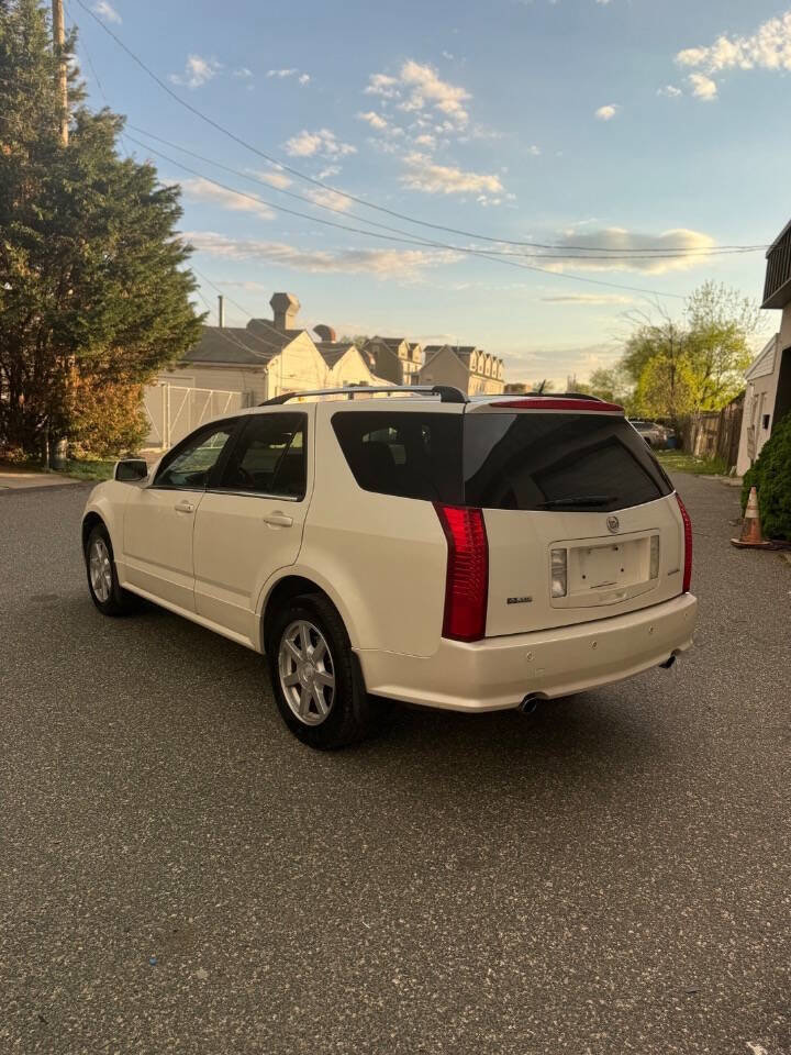 Used 2005 Cadillac SRX V8 image 4