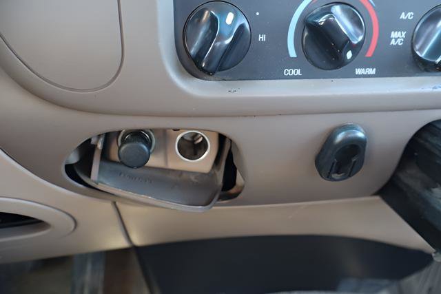 Used 1997 Ford F150 Lariat RWD image 17