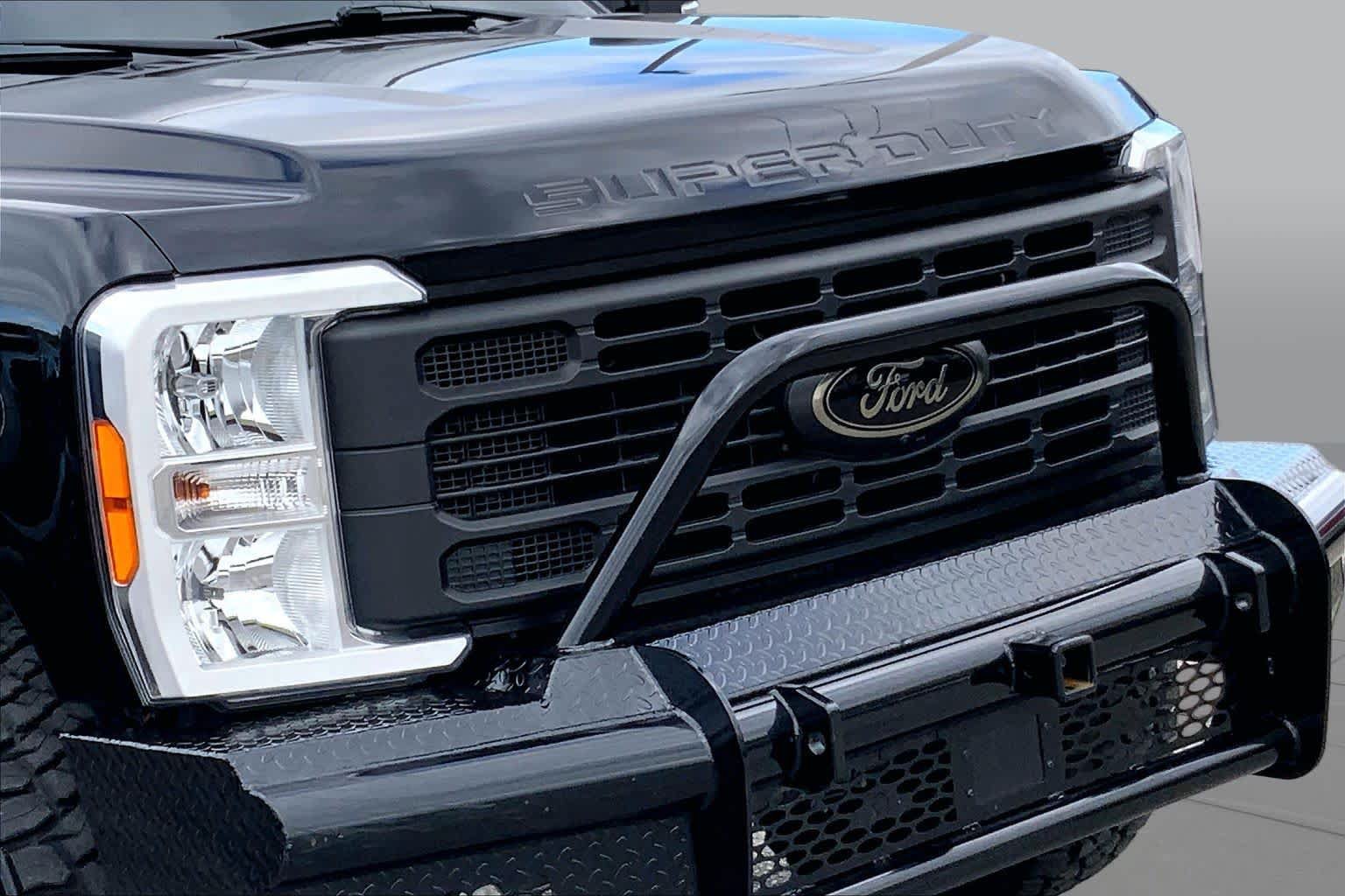 Used 2023 Ford F350 XLT w/ 360-Degree Camera Package AWD/4WD image 22