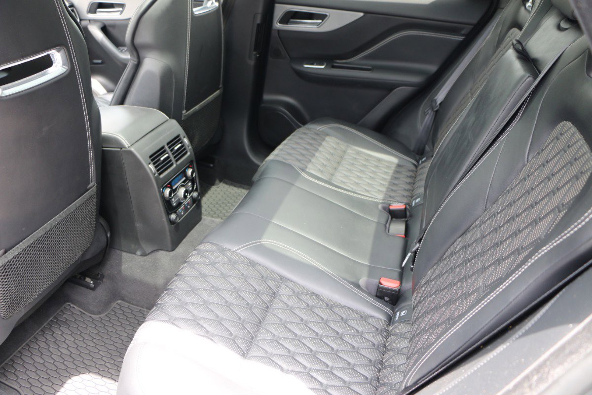 Used 2020 Jaguar F-PACE SVR AWD/4WD image 33