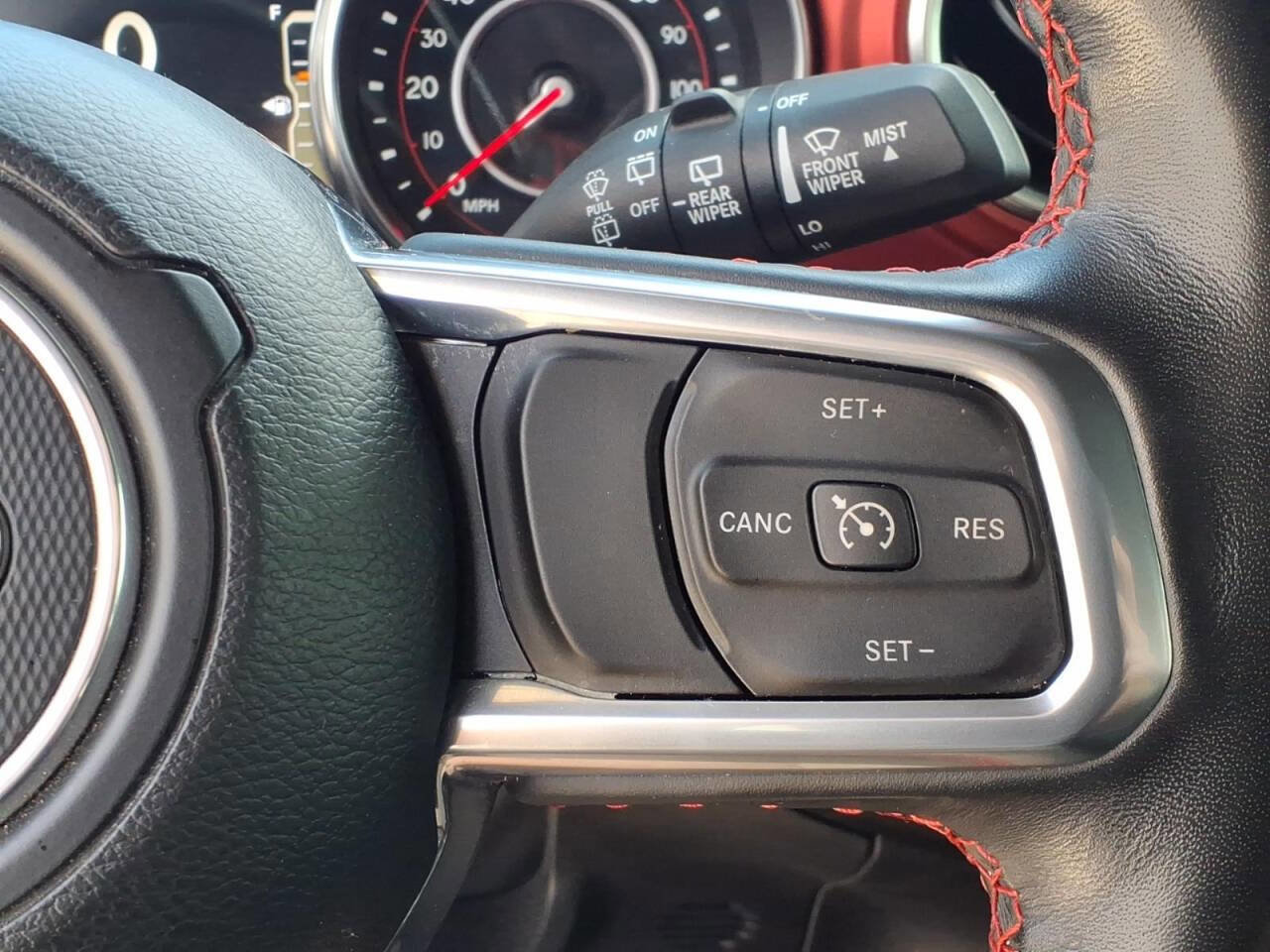 Used 2022 Jeep Wrangler Unlimited Rubicon w/ LED Lighting Group AWD/4WD image 14