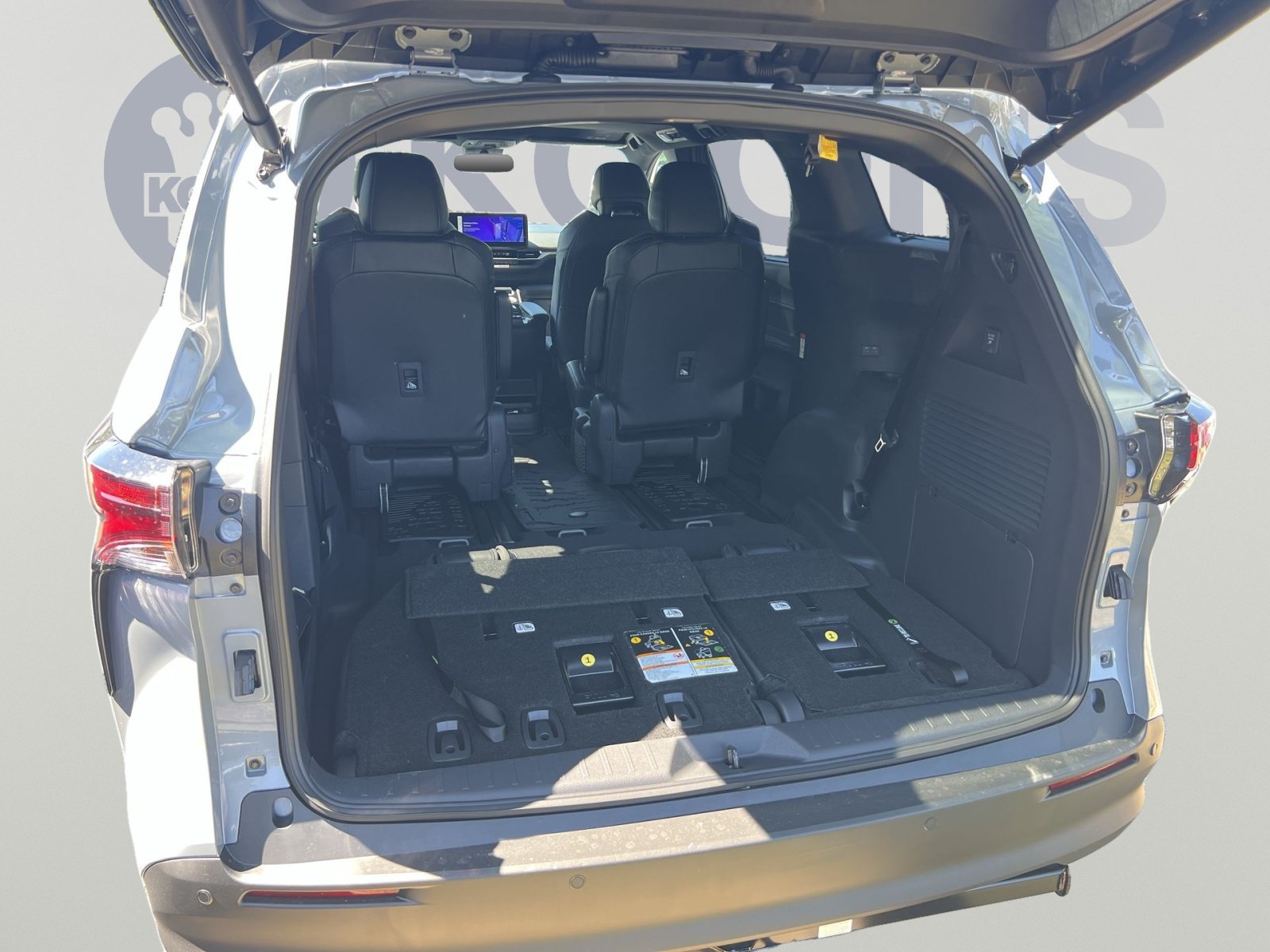 New 2026 Toyota Sienna XLE Woodland Edition AWD/4WD image 20