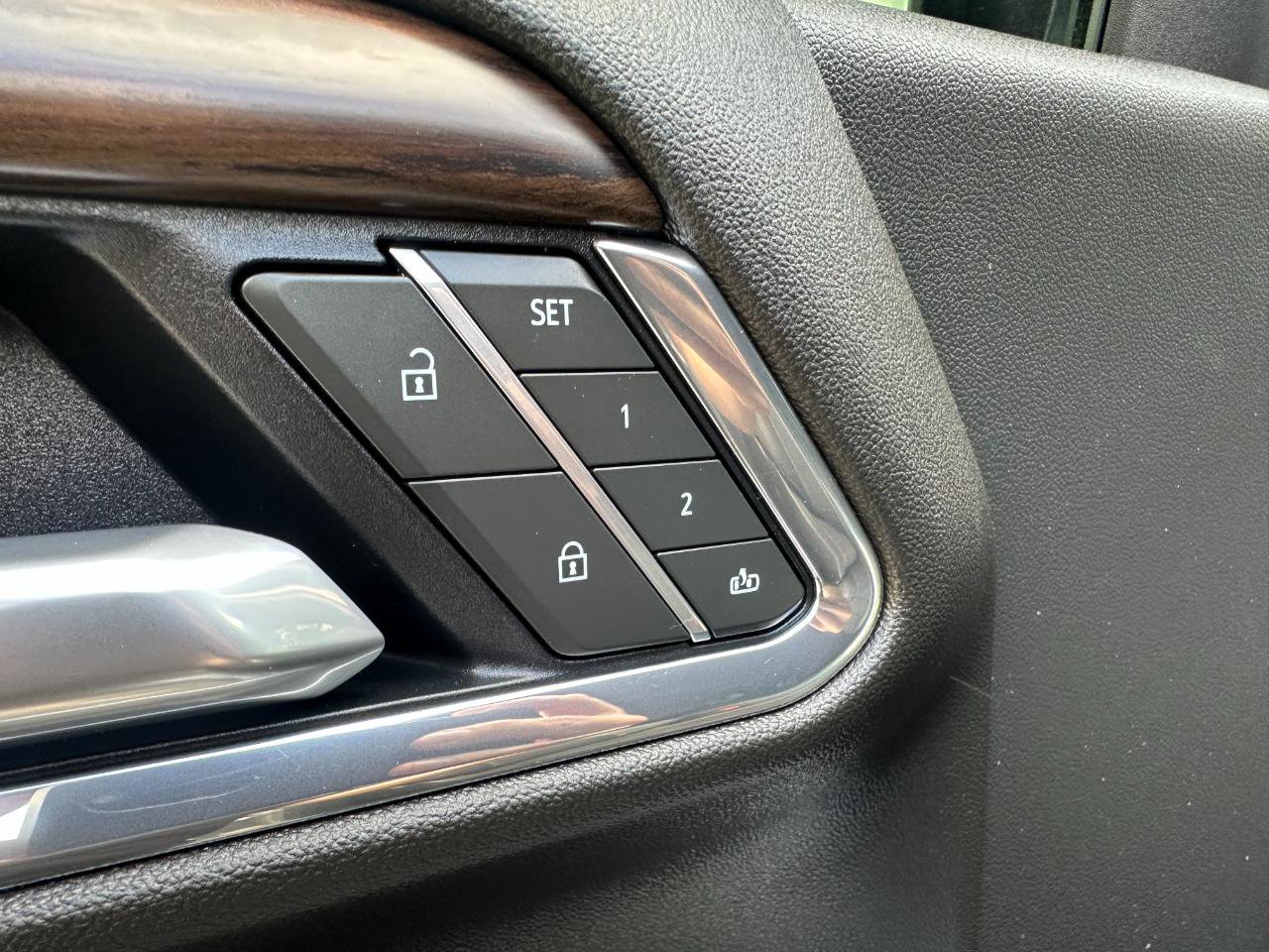 Used 2025 GMC Sierra 1500 SLT w/ SLT Premium Package image 10