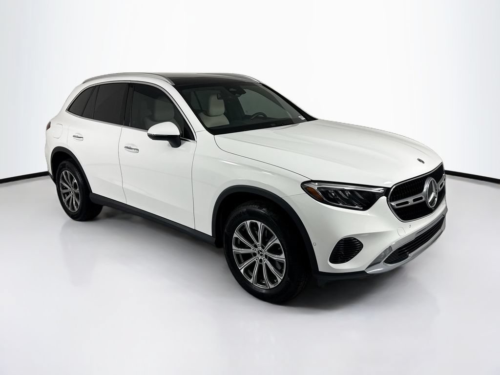 Certified 2026 Mercedes-Benz GLC 300 4MATIC image 3
