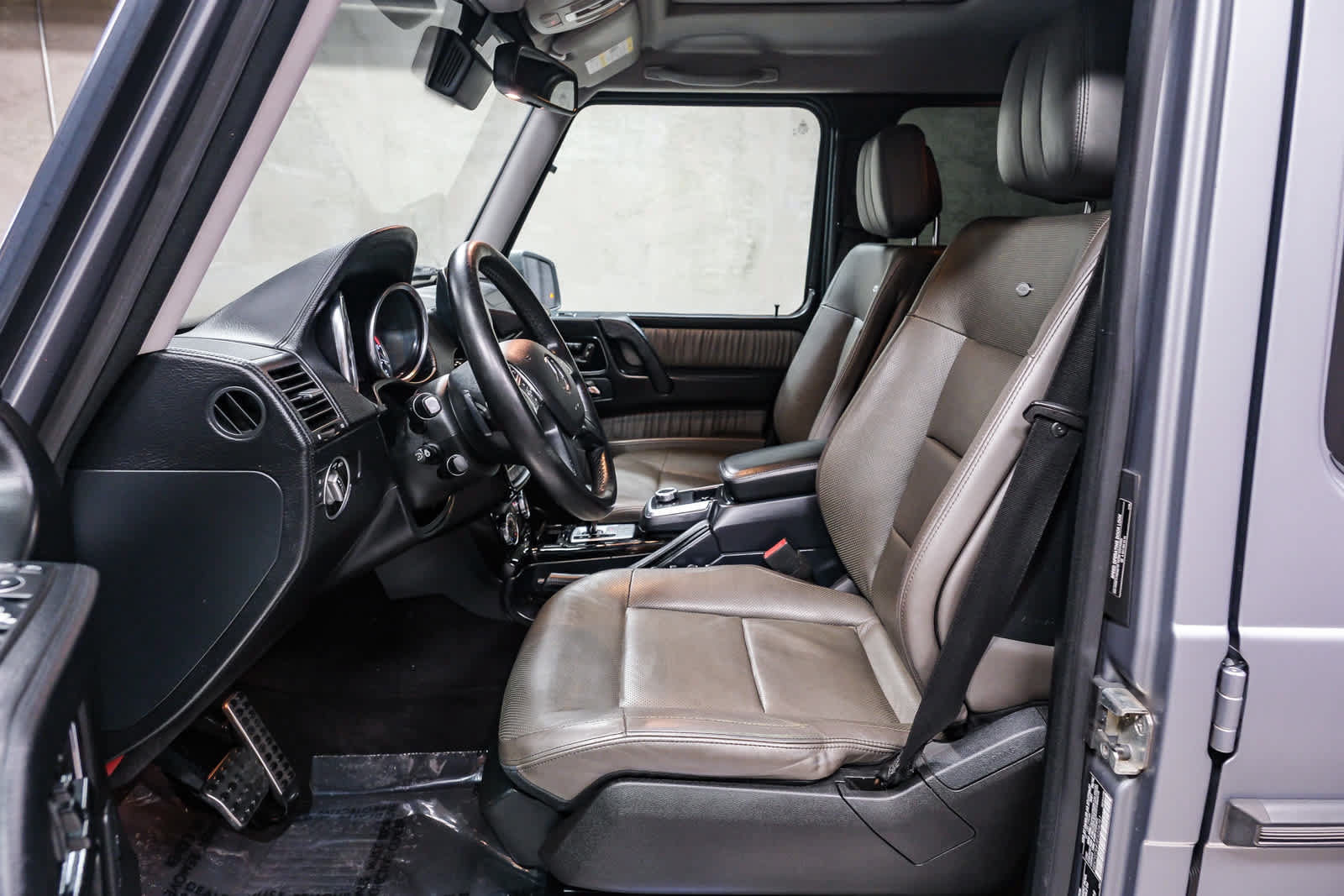 Used 2015 Mercedes-Benz G 550 image 22