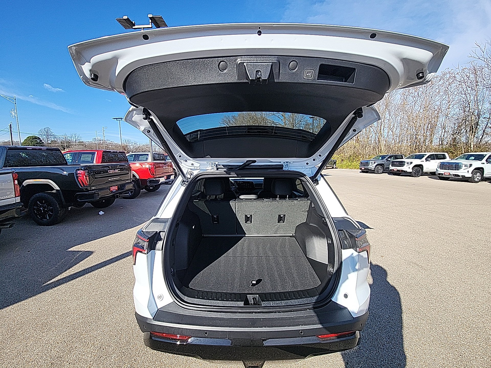 New 2026 Chevrolet Equinox RS w/ Convenience Package III image 31