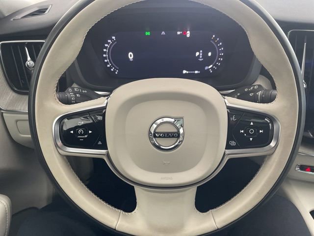 Certified 2023 Volvo XC60 B5 Plus image 15
