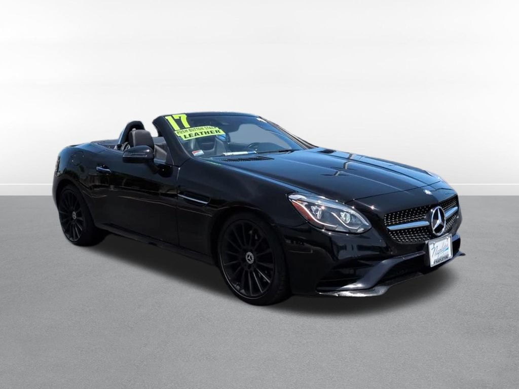 Used 2017 Mercedes-Benz SLC 300 image 3