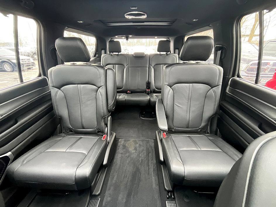 New 2026 Jeep Grand Wagoneer Limited AWD/4WD image 32