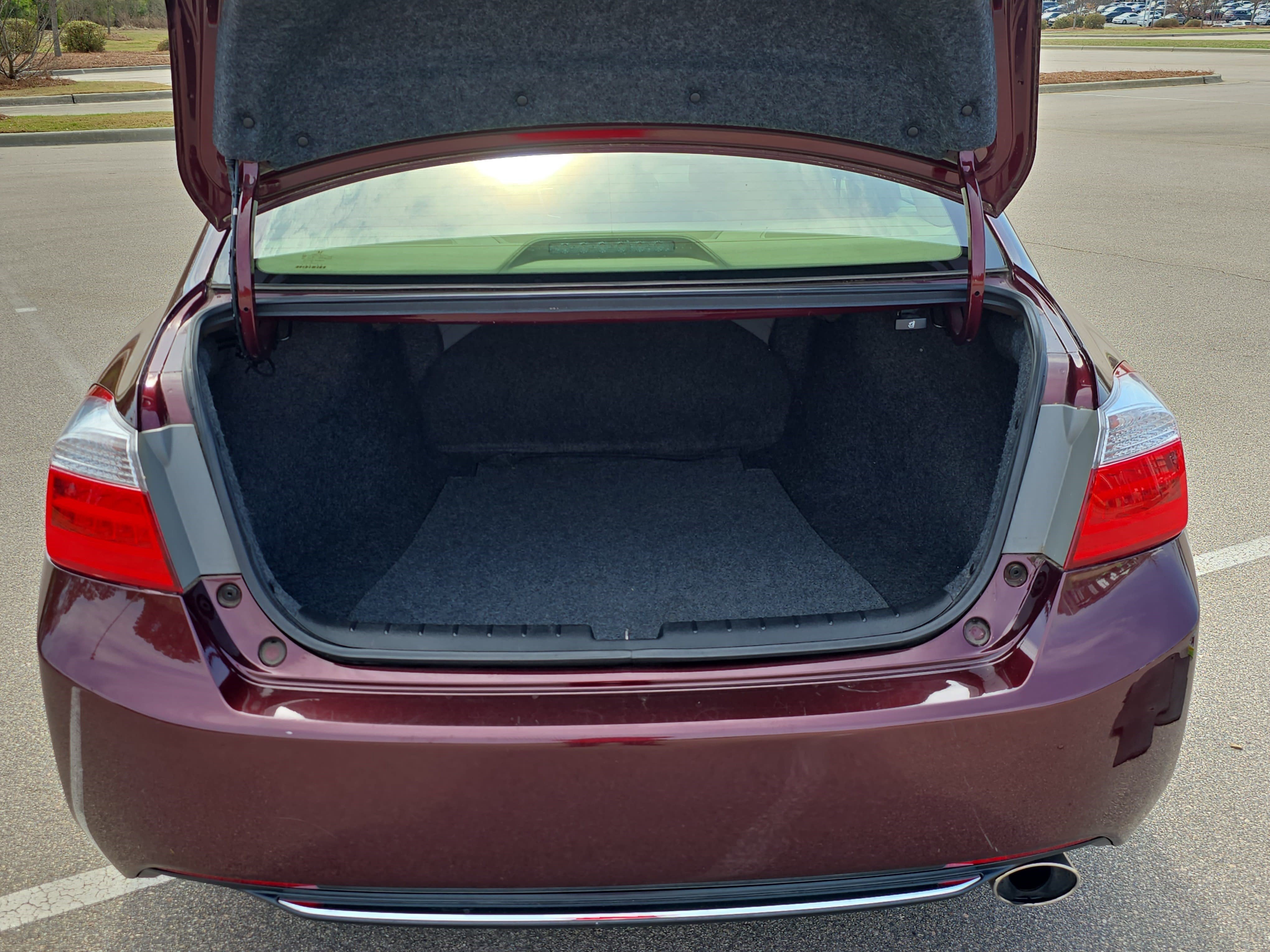 Used 2013 Honda Accord EX-L image 13