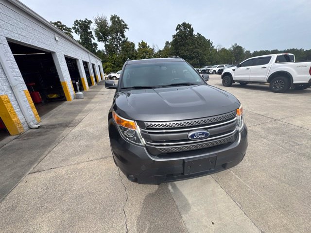 Used 2015 Ford Explorer Limited FWD image 2