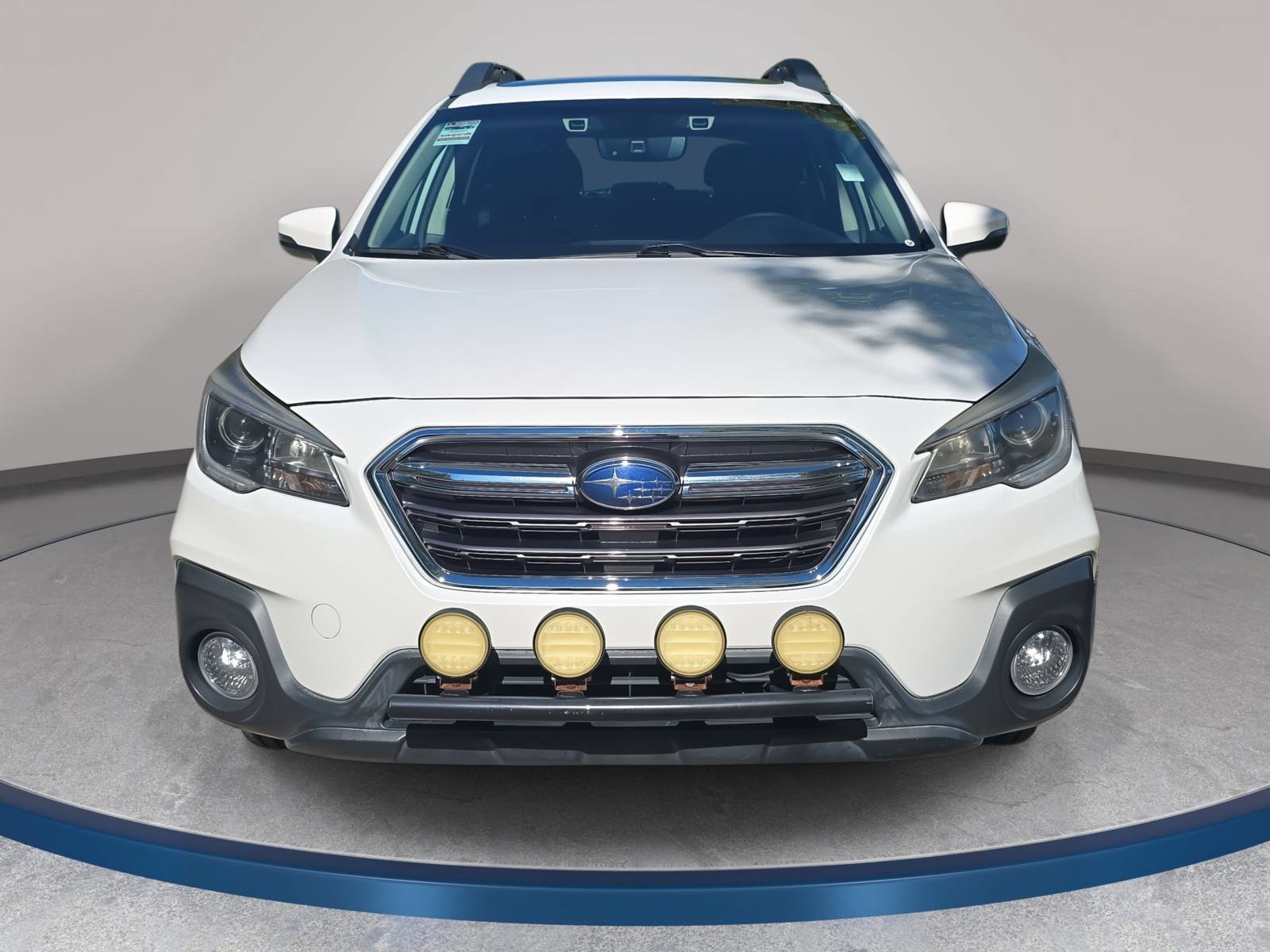 Used 2019 Subaru Outback 2.5i Premium AWD/4WD image 2