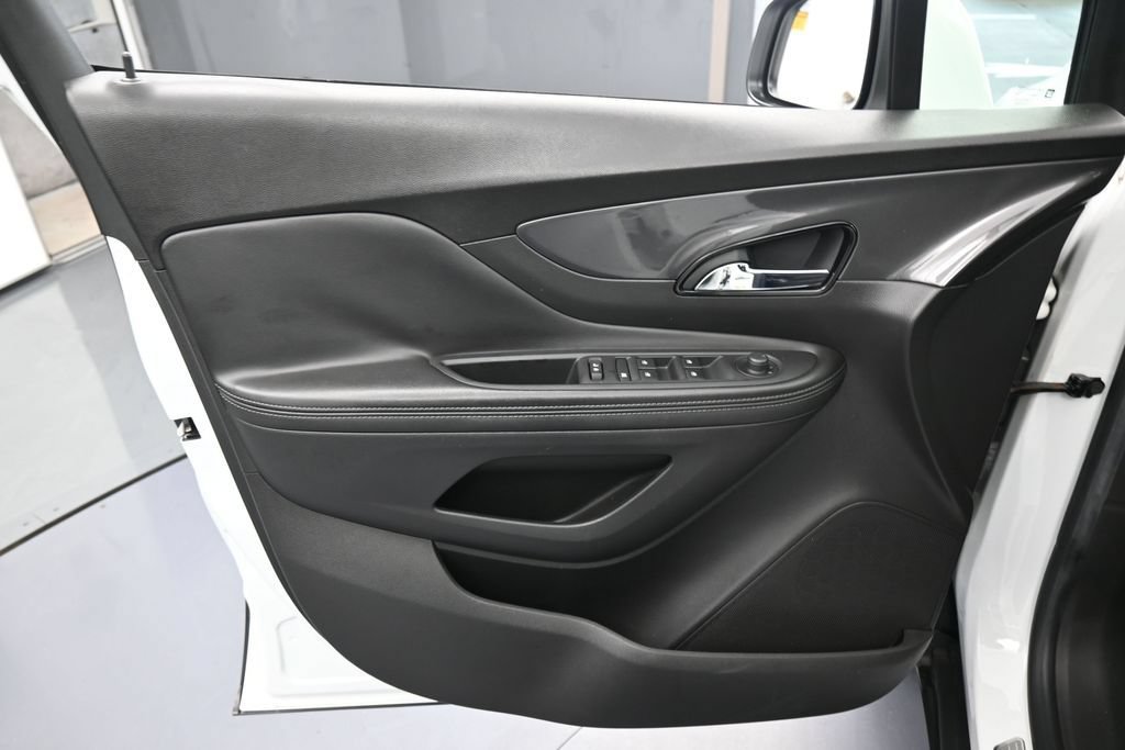 Used 2019 Buick Encore Preferred w/ Safety Package FWD image 13