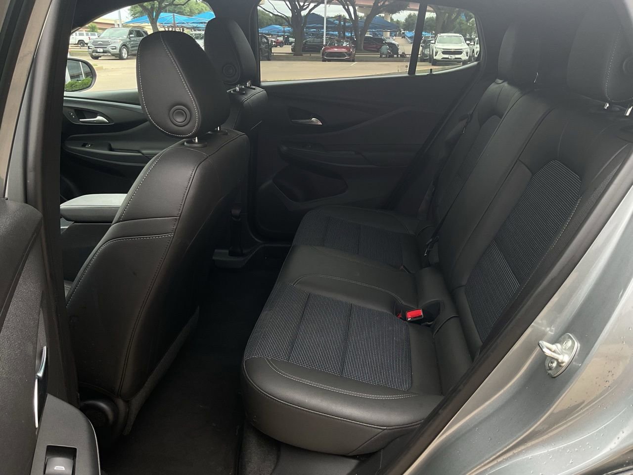 Used 2025 Buick Envista Preferred FWD image 11