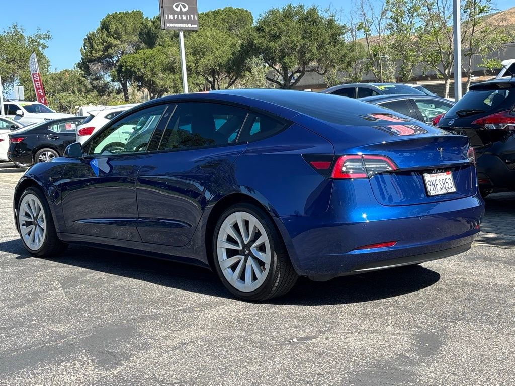 Used 2021 Tesla Model 3 Standard Range Plus image 5