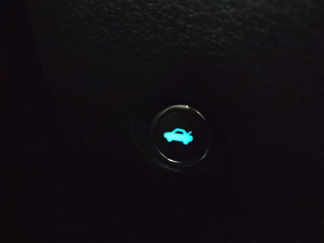 Used 2012 Dodge Challenger R/T image 25