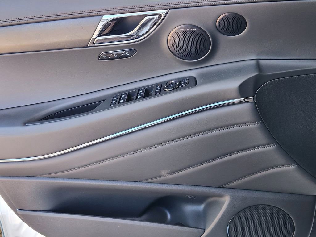 New 2026 Genesis GV80 3.5T Prestige AWD/4WD image 16