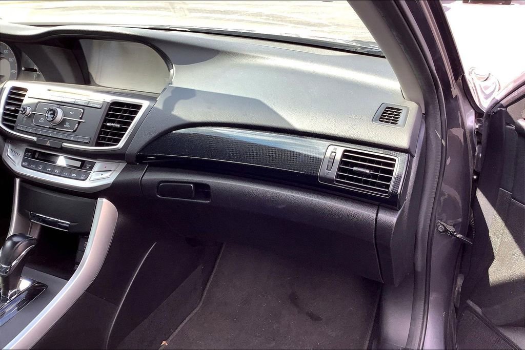 Used 2013 Honda Accord Sport image 18