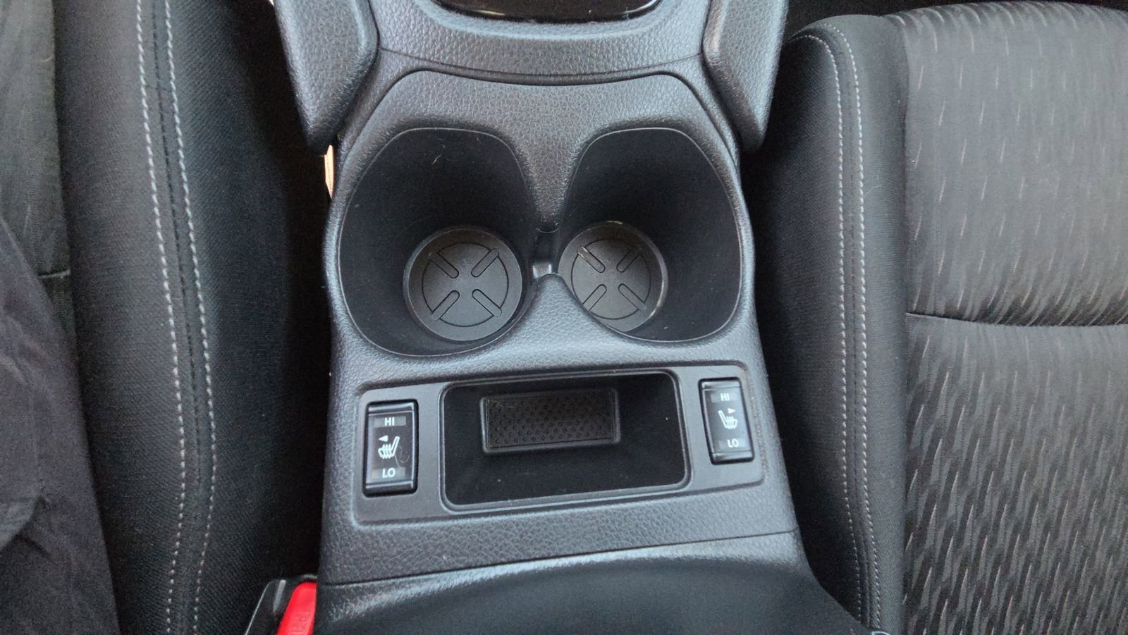 Used 2019 Nissan Rogue SV w/ Premium Package image 28