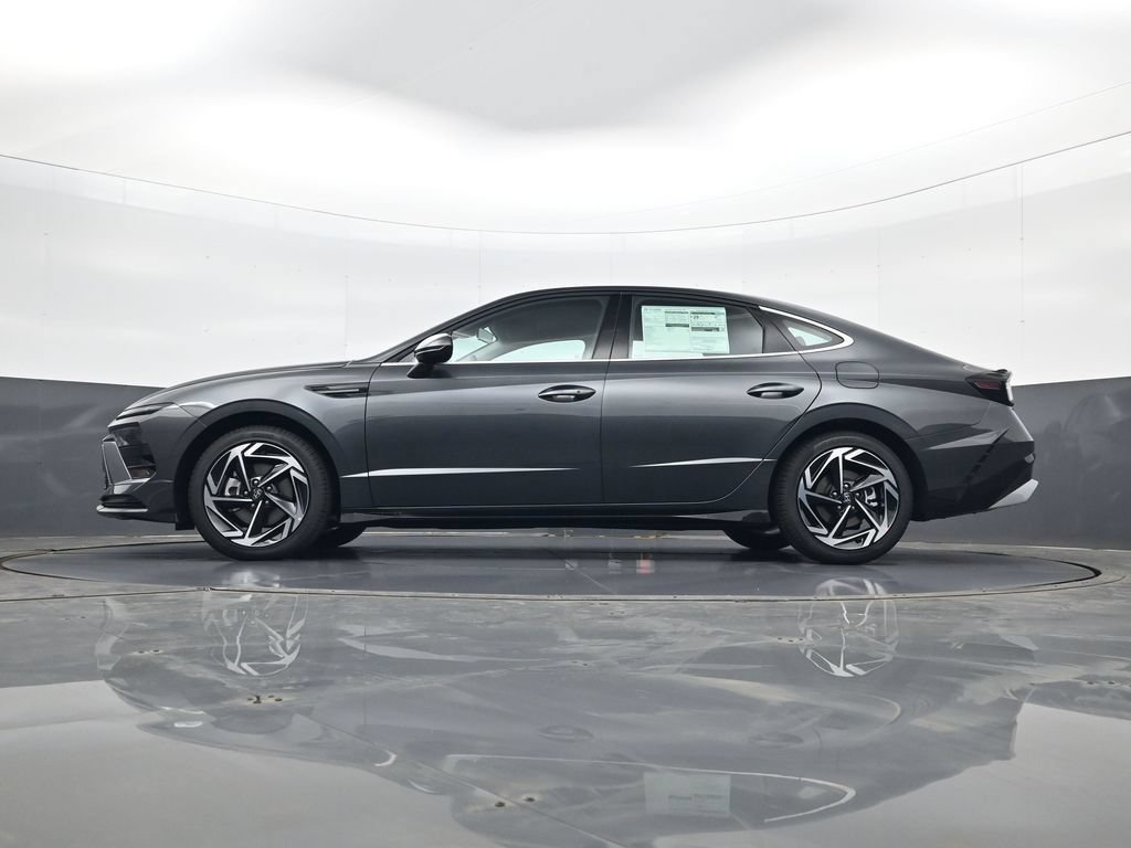 New 2026 Hyundai Sonata SEL FWD image 28
