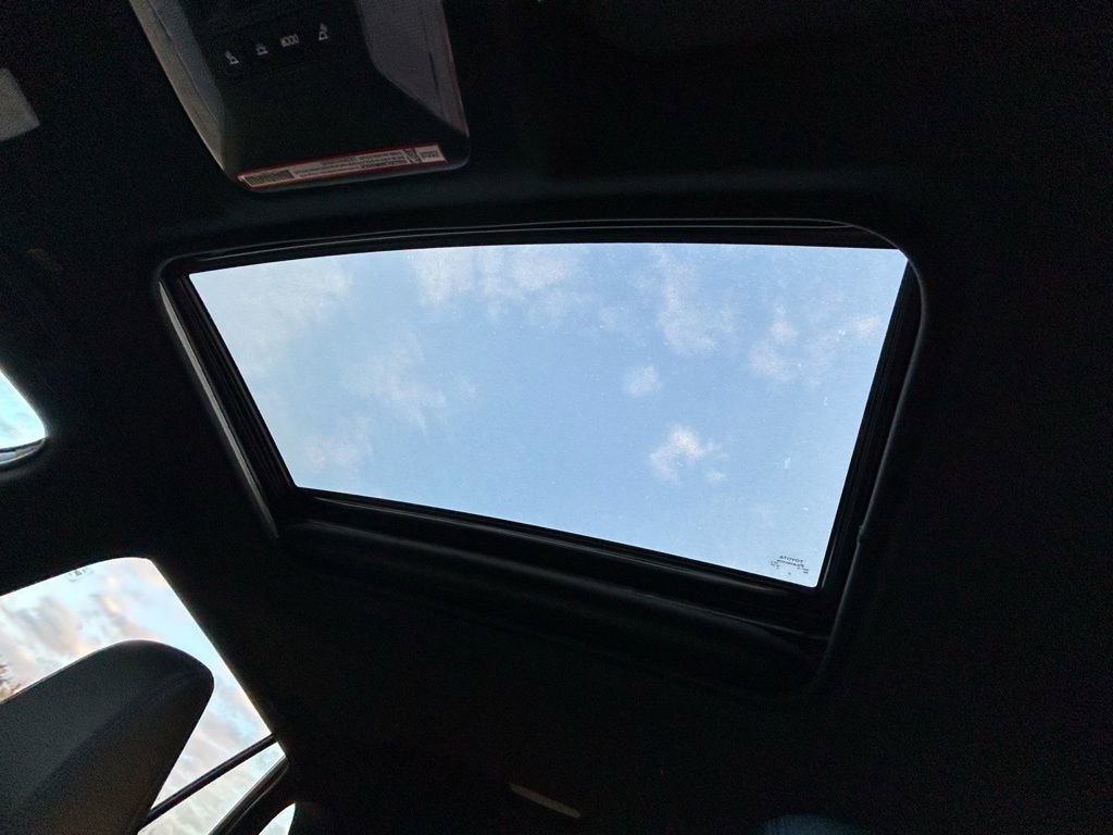 Certified 2025 Toyota RAV4 XSE image 30