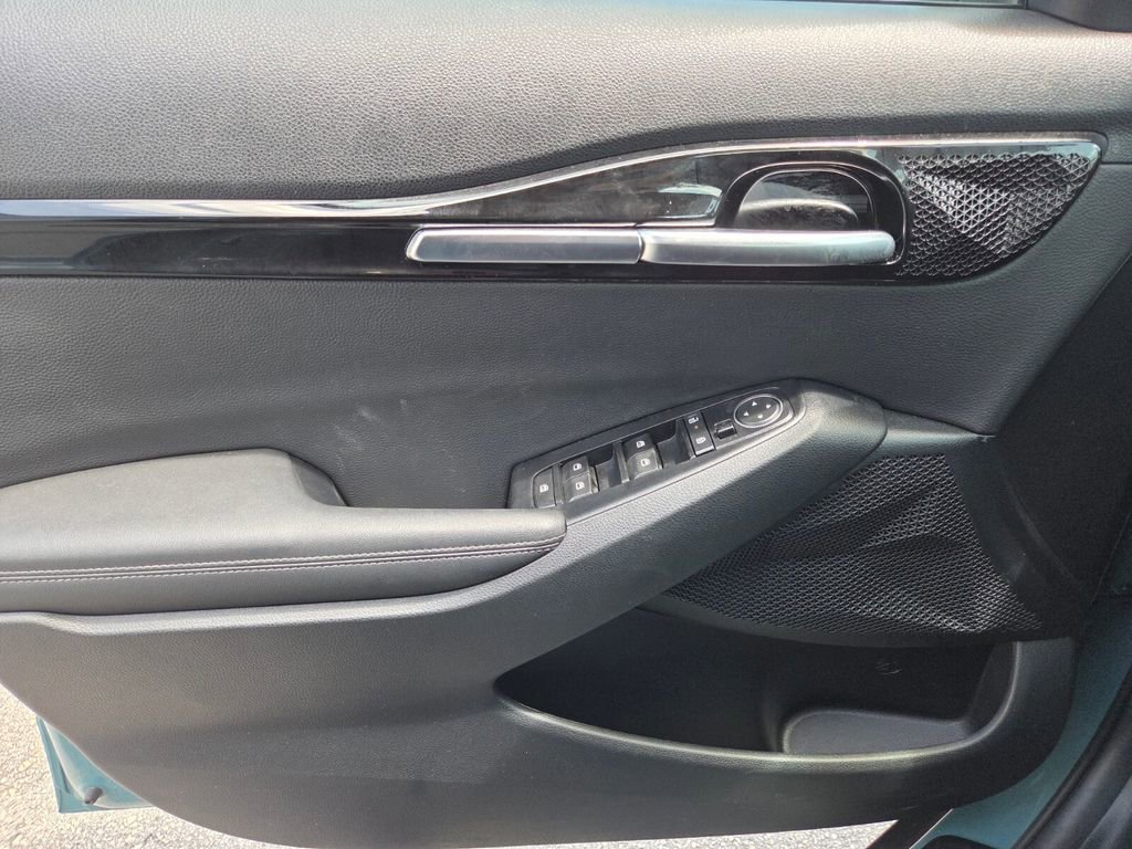 Used 2025 Kia Seltos EX image 24