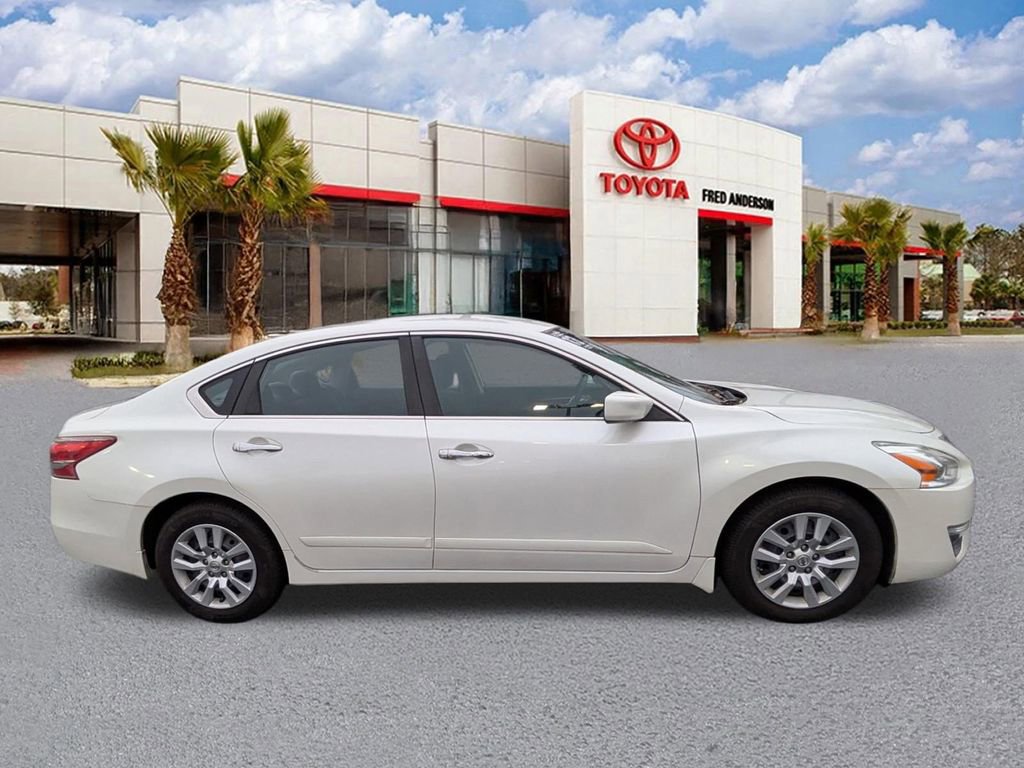 Used 2013 Nissan Altima 2.5 S image 3