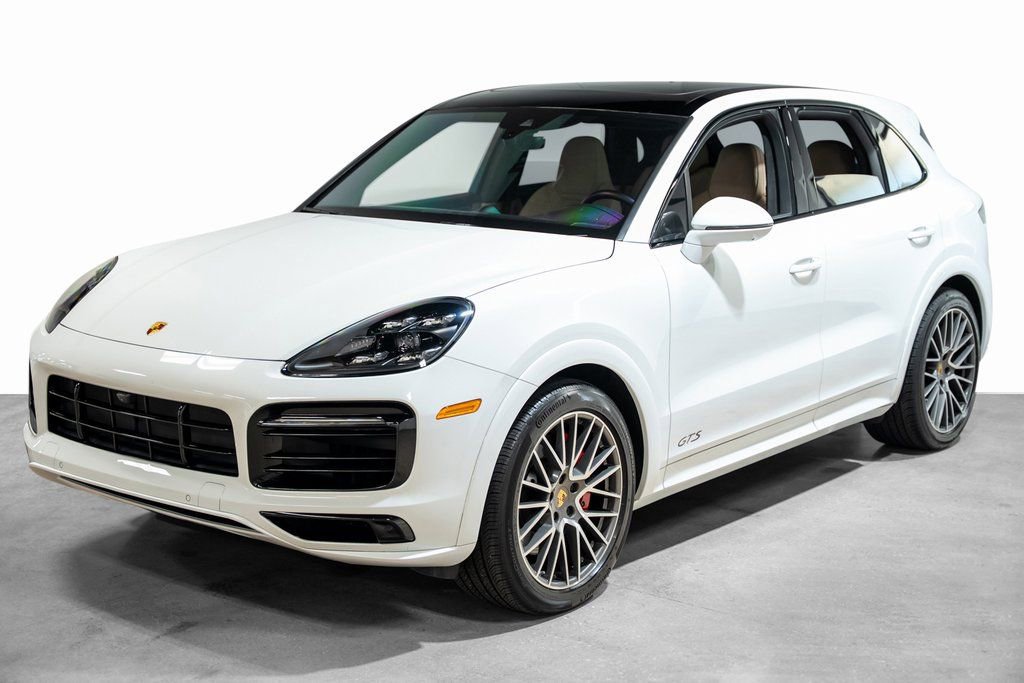 Used 2022 Porsche Cayenne GTS AWD/4WD image 30