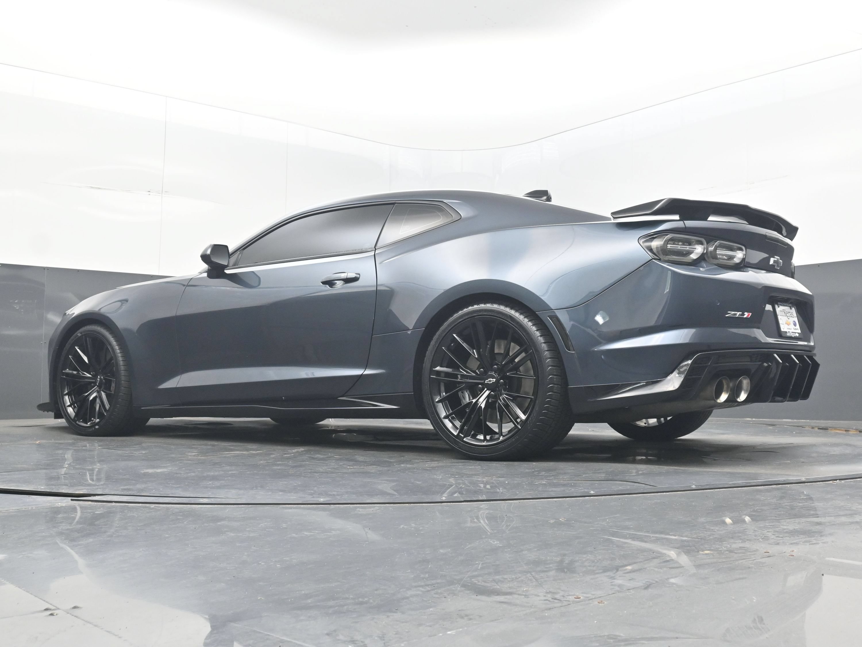 Used 2021 Chevrolet Camaro ZL1 w/ LPO, ZL1 Protection Package RWD image 26