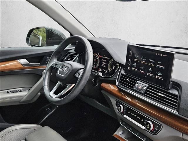 Used 2022 Audi Q5 e Premium Plus AWD/4WD image 11
