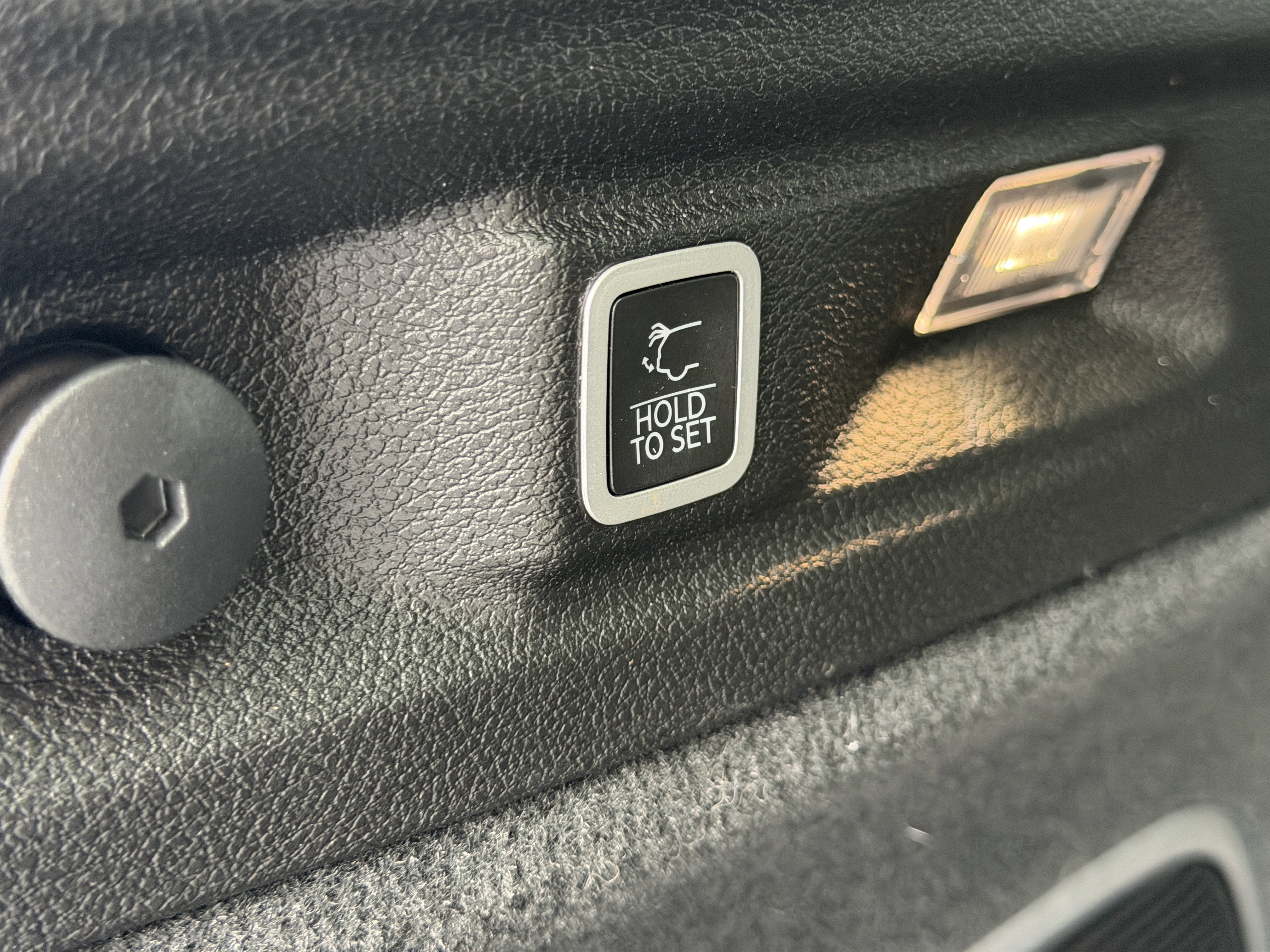 Used 2023 Jeep Grand Cherokee L Summit AWD/4WD image 15