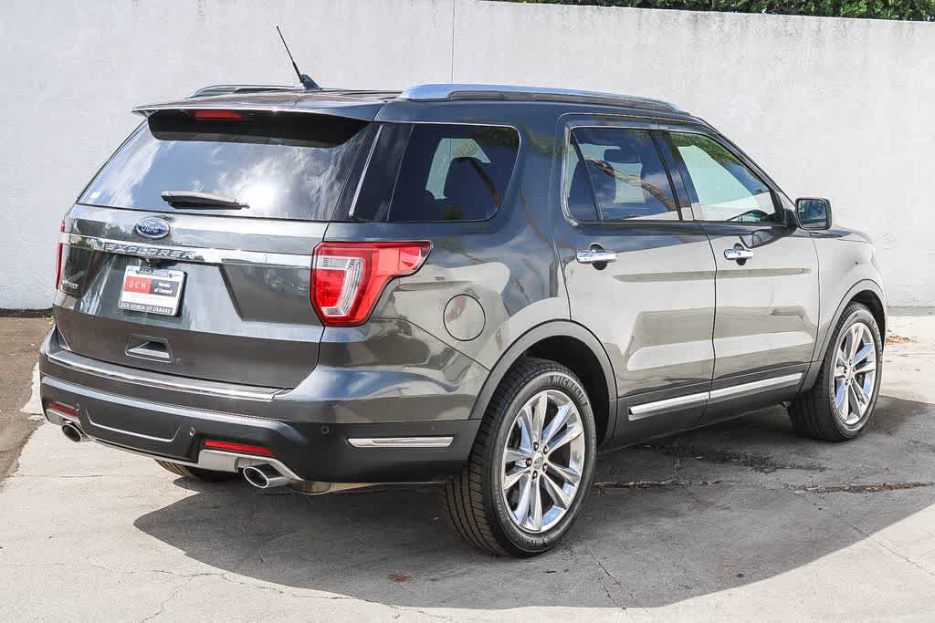 Used 2018 Ford Explorer Limited w/ Equipment Group 301A FWD image 6