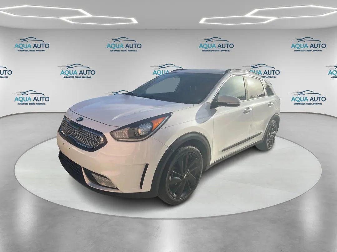 Used 2019 Kia Niro S Touring FWD image 1