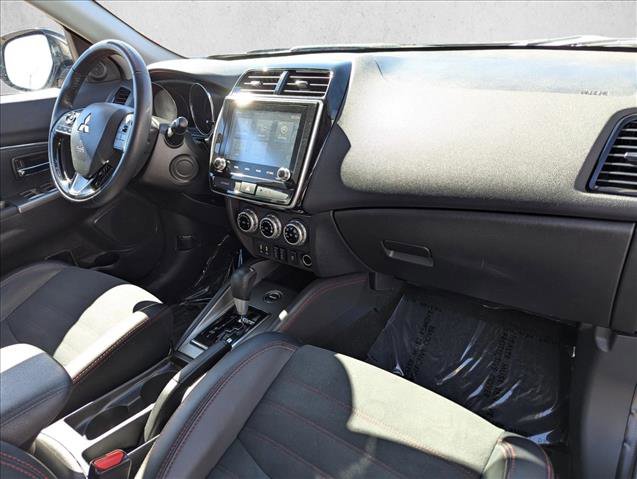 Used 2024 Mitsubishi Outlander Sport SE image 19