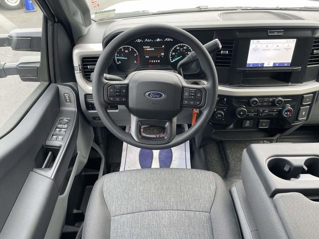New 2026 Ford F350 XL w/ XL Chrome Package image 8