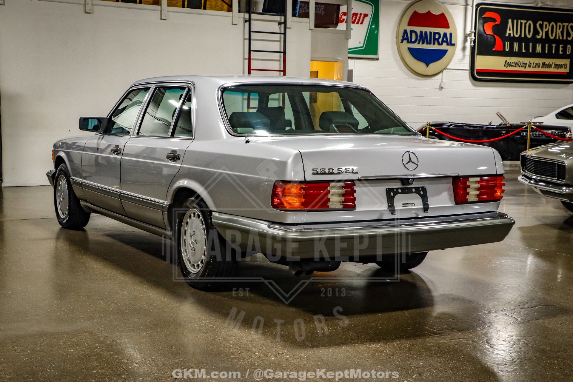 Used 1991 Mercedes-Benz 560 SEL image 7