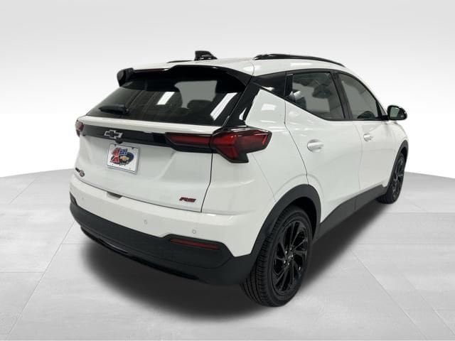 New 2027 Chevrolet Bolt RS FWD image 17