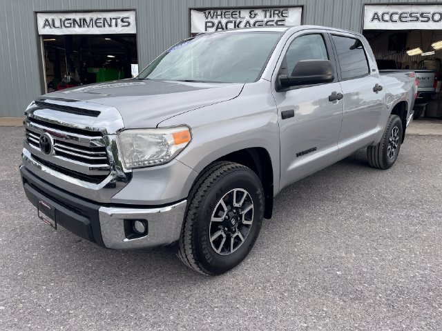 Used 2016 Toyota Tundra SR5 w/ TRD Off Road Package AWD/4WD image 3
