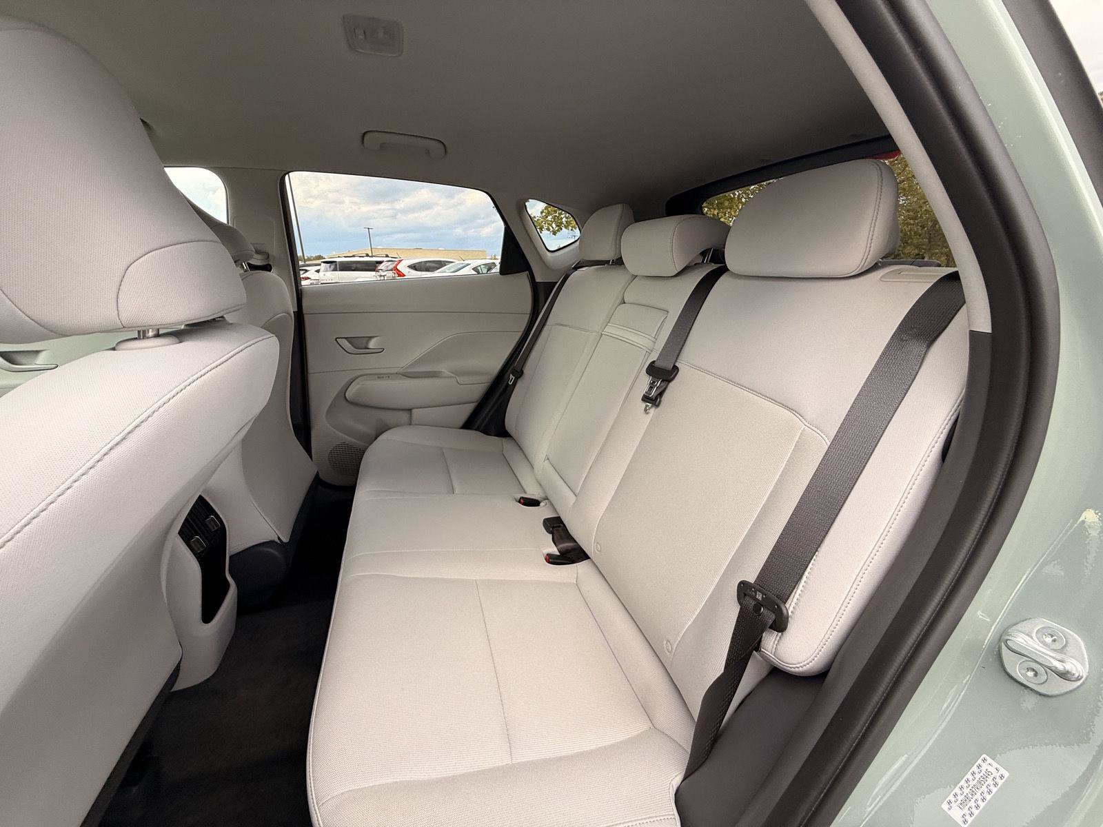 Used 2024 Hyundai Kona SEL AWD/4WD image 16