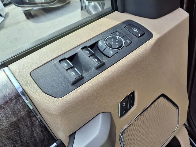 Used 2019 Ford F250 Lariat w/ Lariat Value Package AWD/4WD image 21