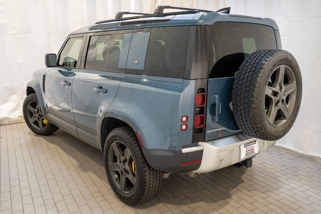 Used 2020 Land Rover Defender 110 SE image 3