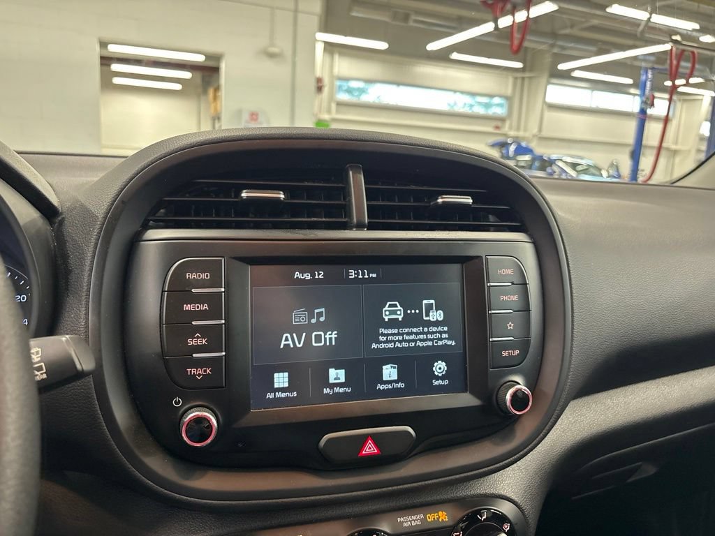 Certified 2021 Kia Soul LX FWD image 15