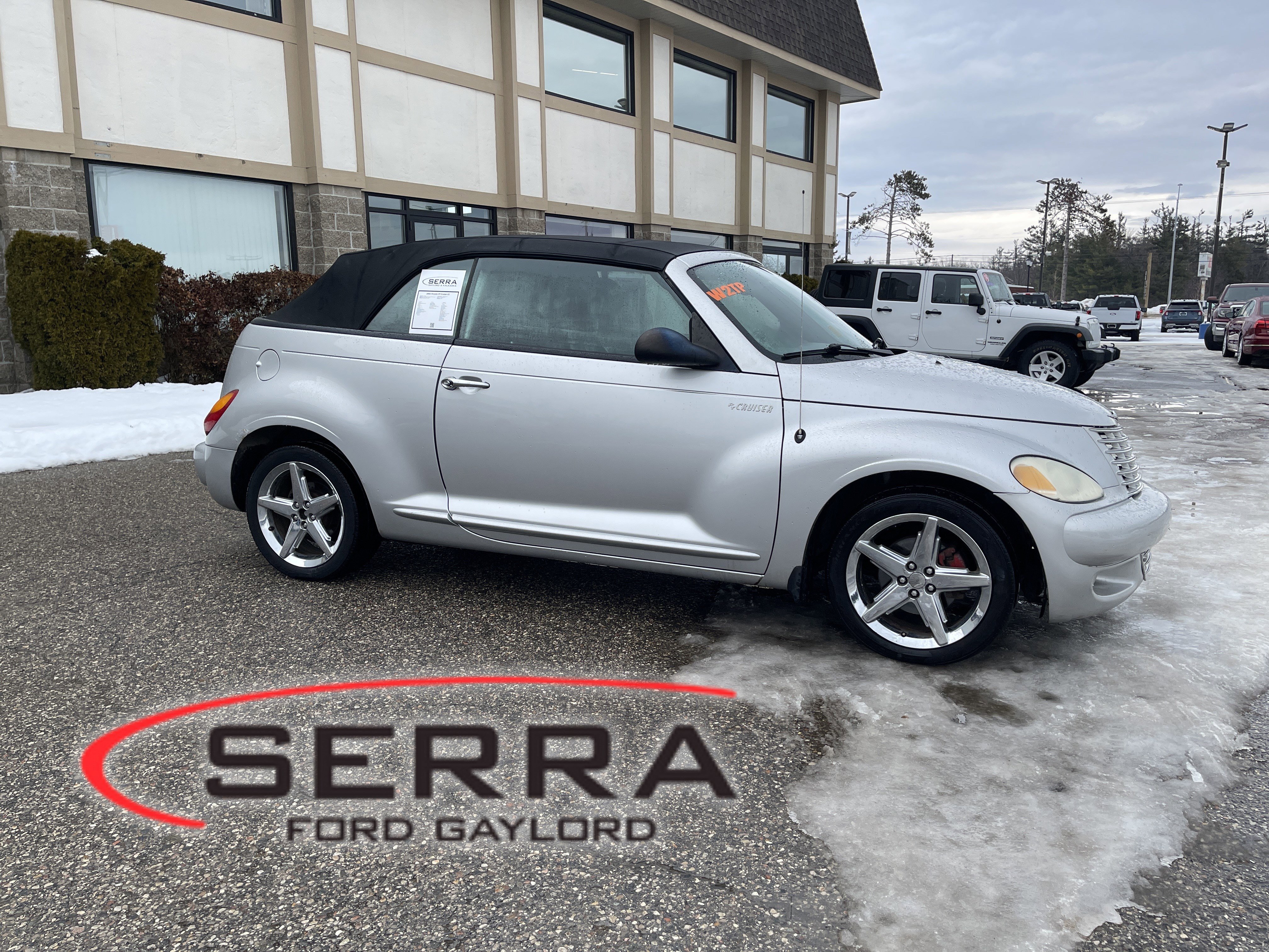 Used 2005 Chrysler PT Cruiser GT image 1