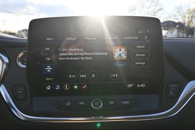 Used 2023 Chevrolet Blazer LT FWD image 32