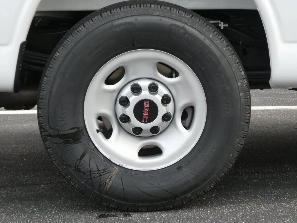 New 2025 GMC Savana 2500 w/ Driver Convenience Package image 22